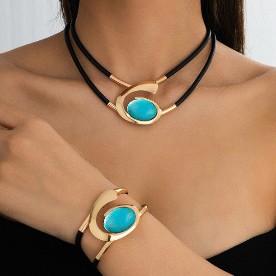 Gold or Silver Geometric Necklace & Bracelet Set with Black Stone | Modern Statement Jewelry