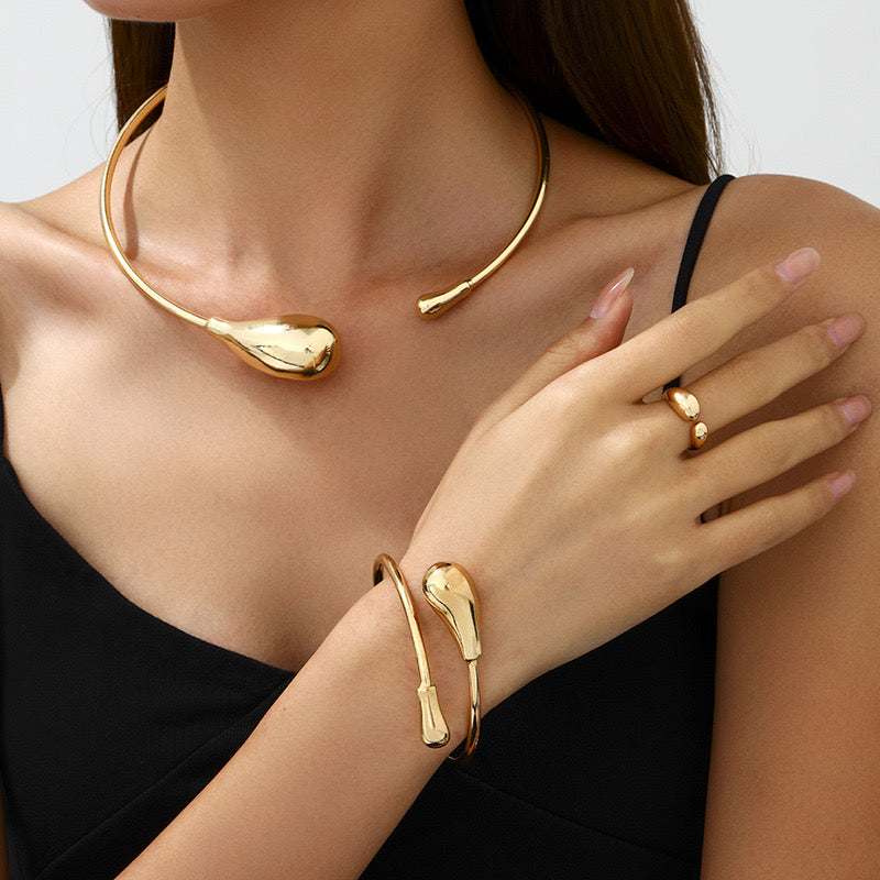 Molten Gold Jewelry Set | Statement Necklace, Bracelet & Ring for Women